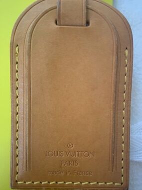 ♦️Louis Vuitton Paris Handbag Tag  or Luggage travel Tag or Bag chain